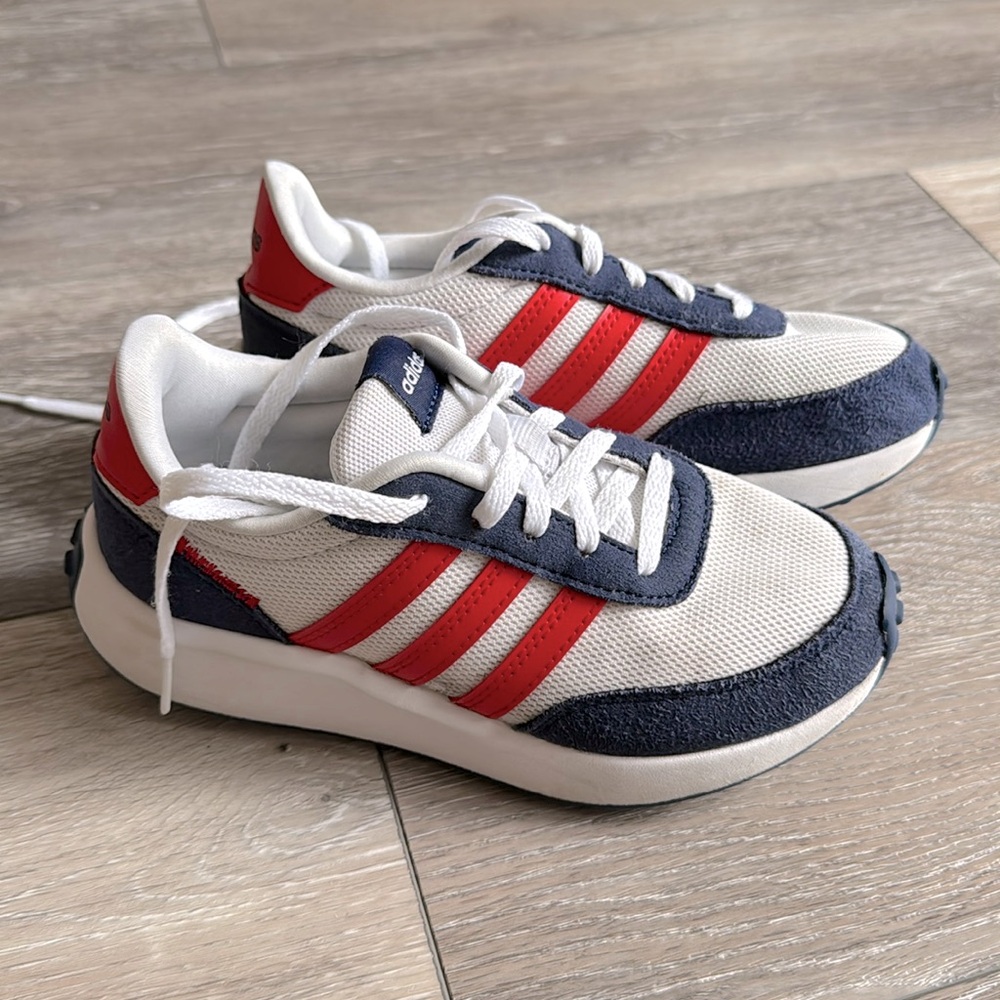Adidas 70s run